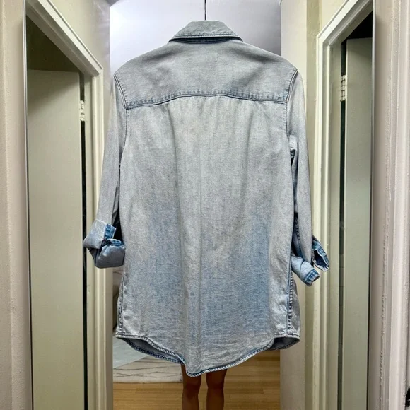 Aritzia Denim Forum Denim Shirt Jacket Shacket - Picture 4 of 5